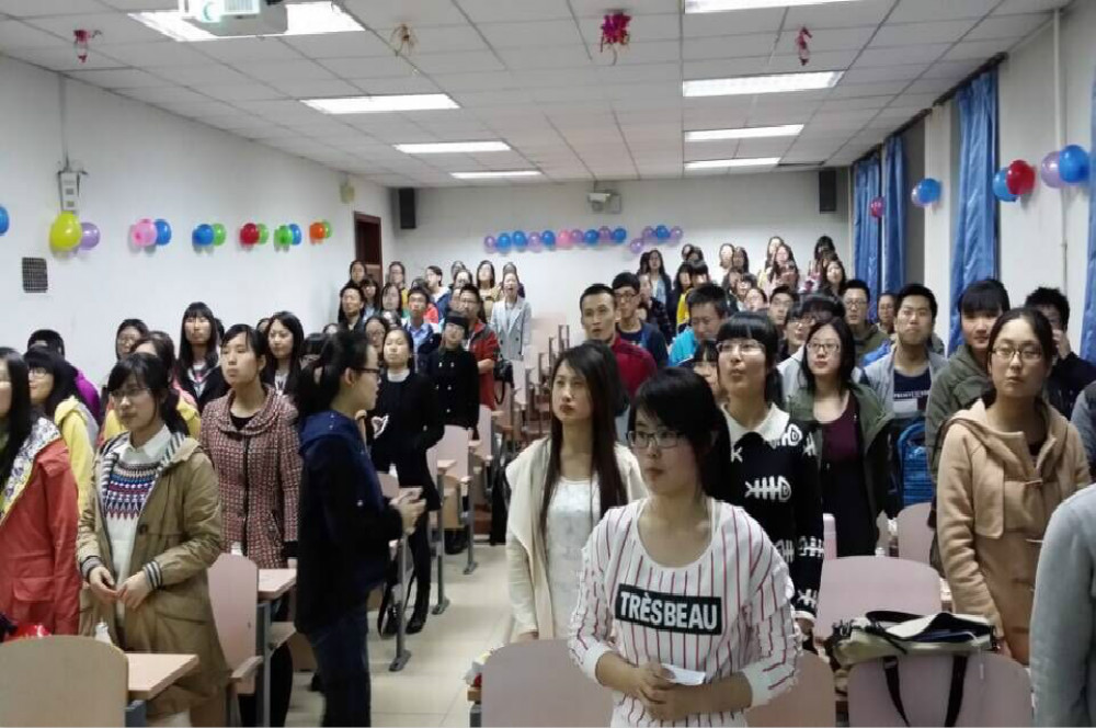 1442991937410594.jpg 数学与统计学院2013级一班二班三班“奋斗绽放我的青春”团日活动圆满落幕.jpg
